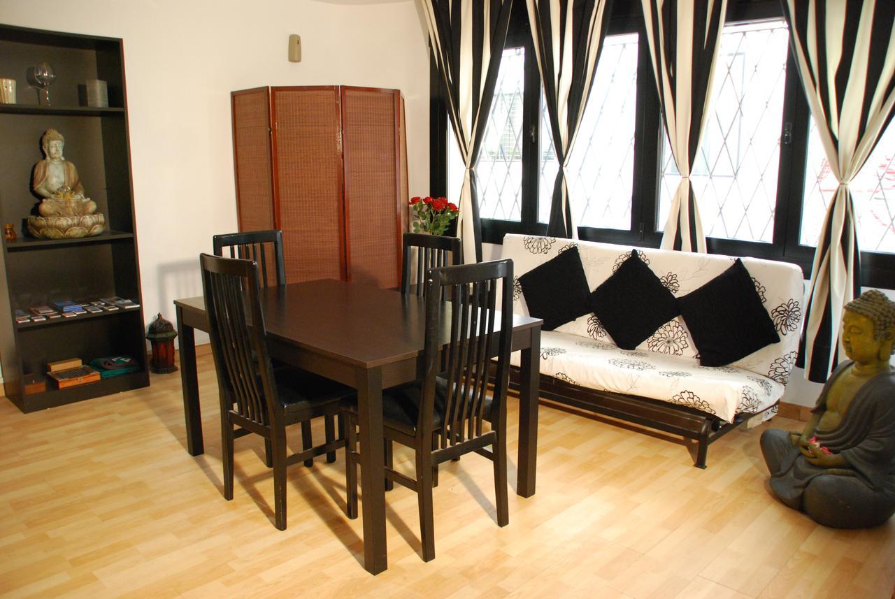 Love hotel Casita Amarilla Barcellona