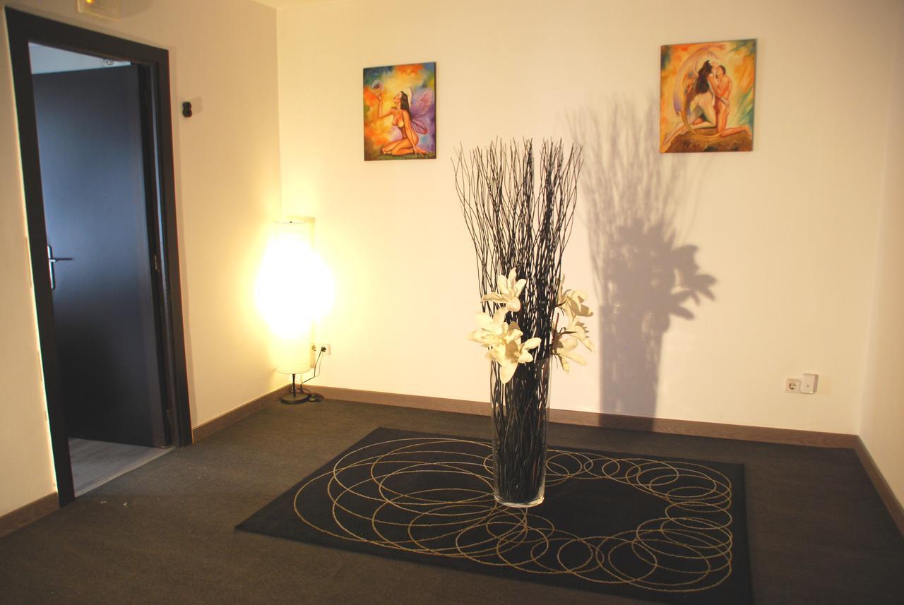 Casita Amarilla Barcellona